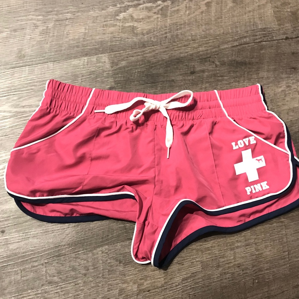 Lightweight Athleisure Short with Pockets